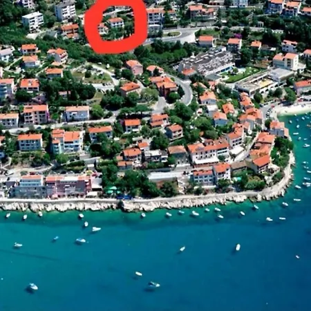 アパート Marija ラバック